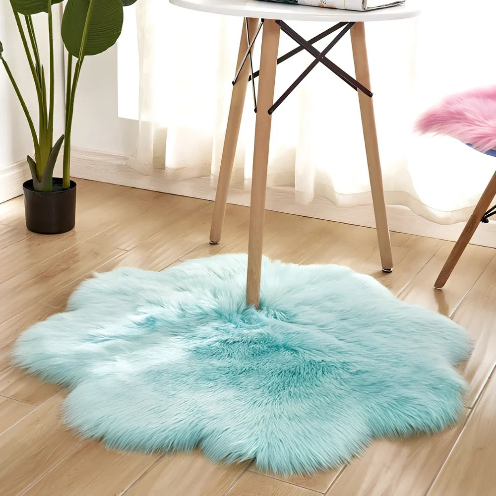 Artificial woolen carpet rug with floral sheepskin pattern in plush fabric, available in multiple sizes and colours