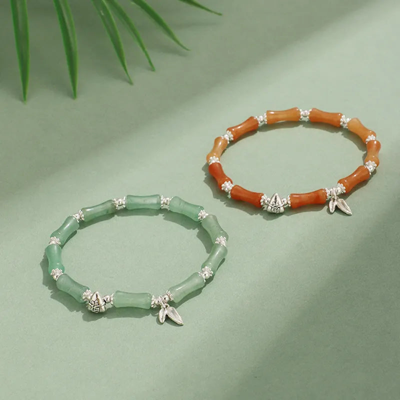 Green aventurine bamboo strawberry crystal bracelet with mixed natural stones and adjustable closure