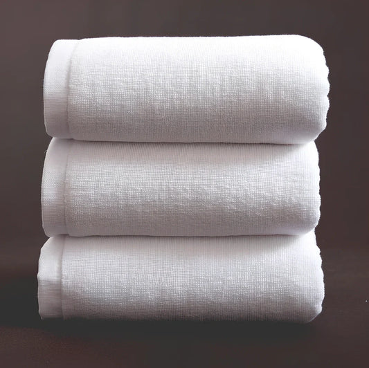White 100% cotton bath towel, 21-strand yarn, 26-30s absorption, sizes 70x140cm to 150x200cm, weights 350-1000g