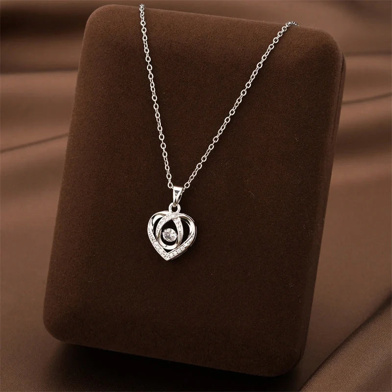 Elegant heart-shaped rhinestone clavicle necklace perfect for Valentine's Day gifts