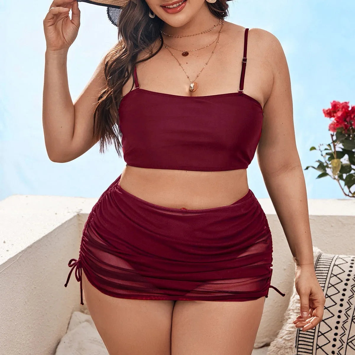 Women's solid colour mesh bikini three-piece set with top, underwear, and apron.