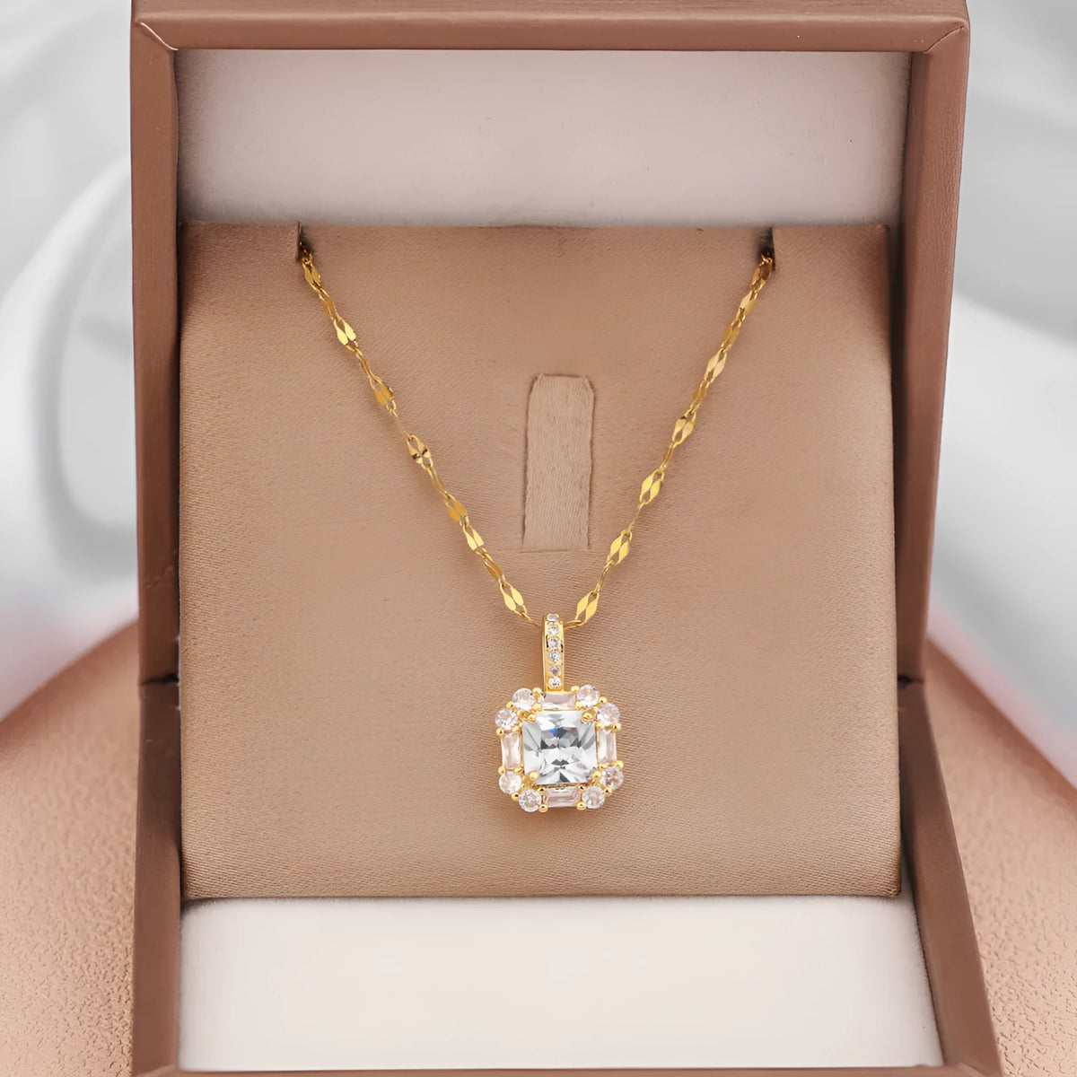 Women's gold titanium steel clavicle chain with quadrilateral zircon-inlaid geometric pendant on water wave chain