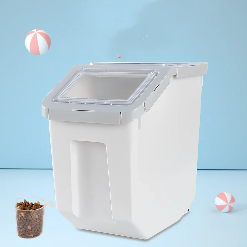 PP resin pet food storage bucket in matcha green, 2.5 litre capacity with airtight lid for dry kibble