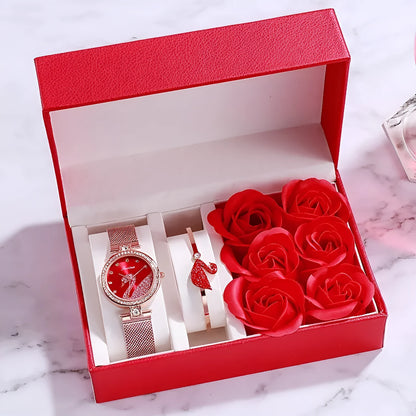 Ladies round watch with 32mm dial, 6mm alloy case, leather strap, and pin buckle
