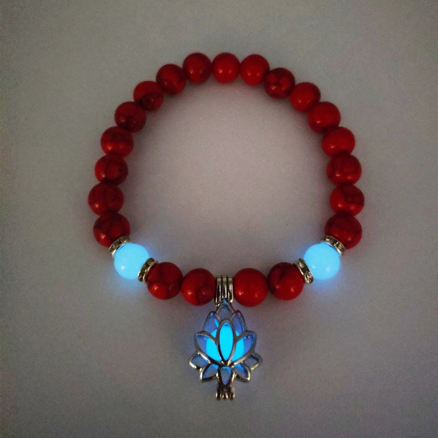 Glow-in-the-Dark Lotus Stone Bracelet with Adjustable Elastic Design for Yoga, Meditation, and Everyday Wear