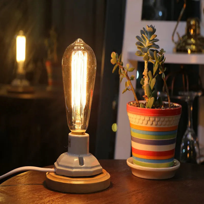 Retro ceramic table lamp with wooden base and glass shade in American Country style.