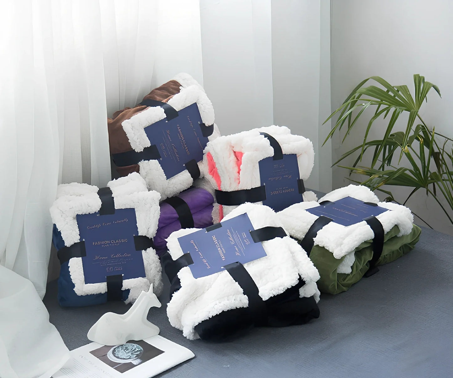 Double-sided crystal cashmere nap blanket in multiple sizes for spring and autumn use