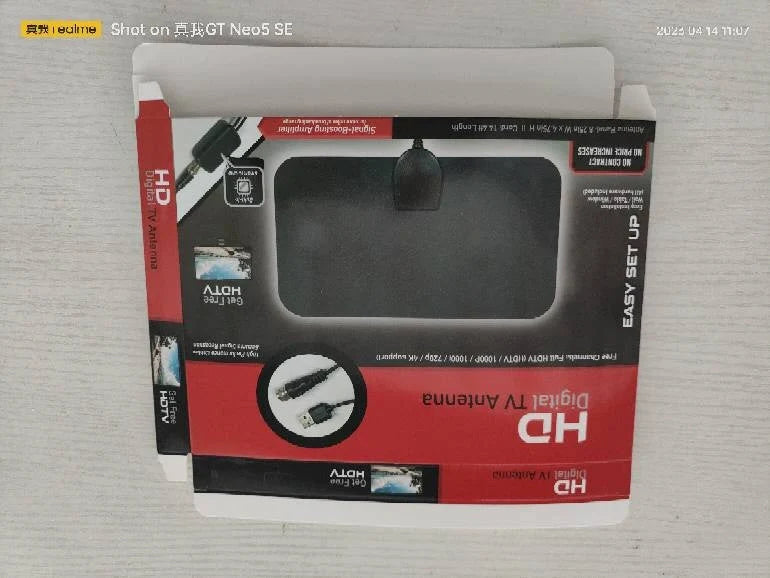 Compact indoor digital TV antenna with ground wave technology for high-definition television reception