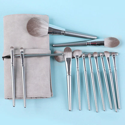14-piece wooden handle makeup brush set with 4.5cm artificial fibre bristles and PU storage bag