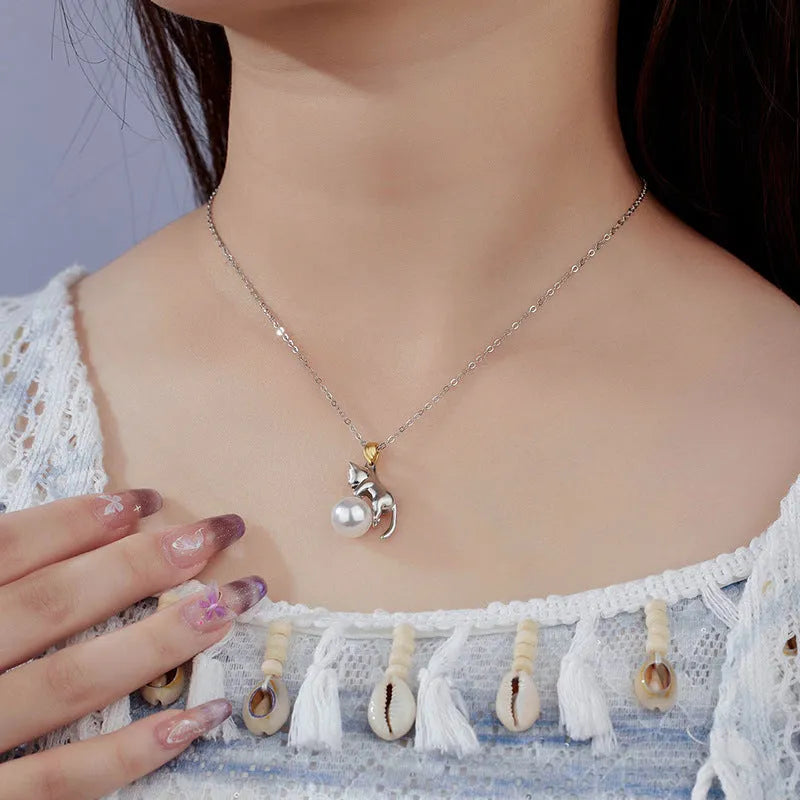 Niche Design 925 Sterling Silver Cat Clavicle Chain with 45cm Adjustable Length and Secure Lobster Clasp for Fashion and Office Wear