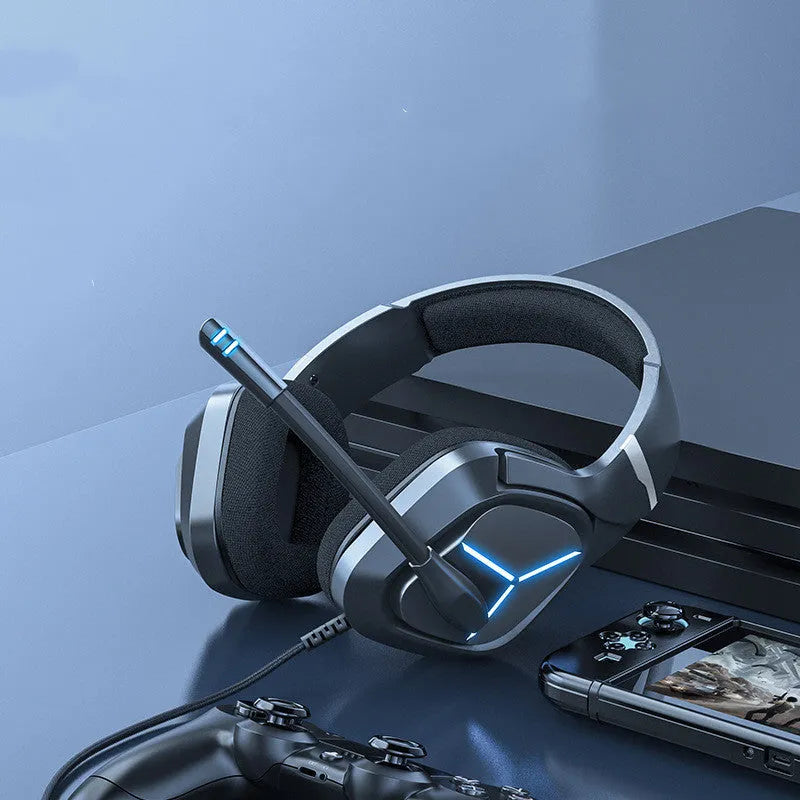 Head-Mounted Gaming Headset for PS4 with 3.5mm Straight Plug, 50mm Speakers, 2.2m Cable, 120dB Sensitivity, 16 Ohm Impedance and Black Finish