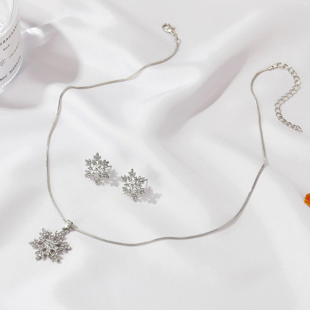 Elegant Snowflake Necklace Set with Rhinestones for Valentine's Day