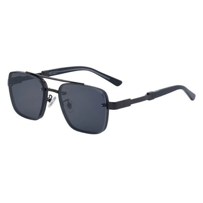 Men's vintage style sunglasses with UV protection in gold double gray colour option