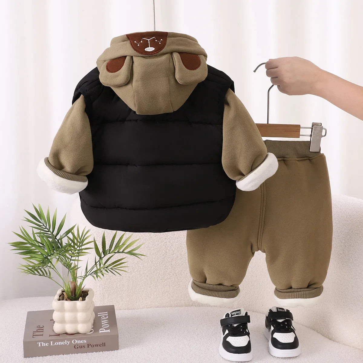 Boys' cotton three-piece suit with fleece lining, hooded top, trousers and vest in beige khaki or green black