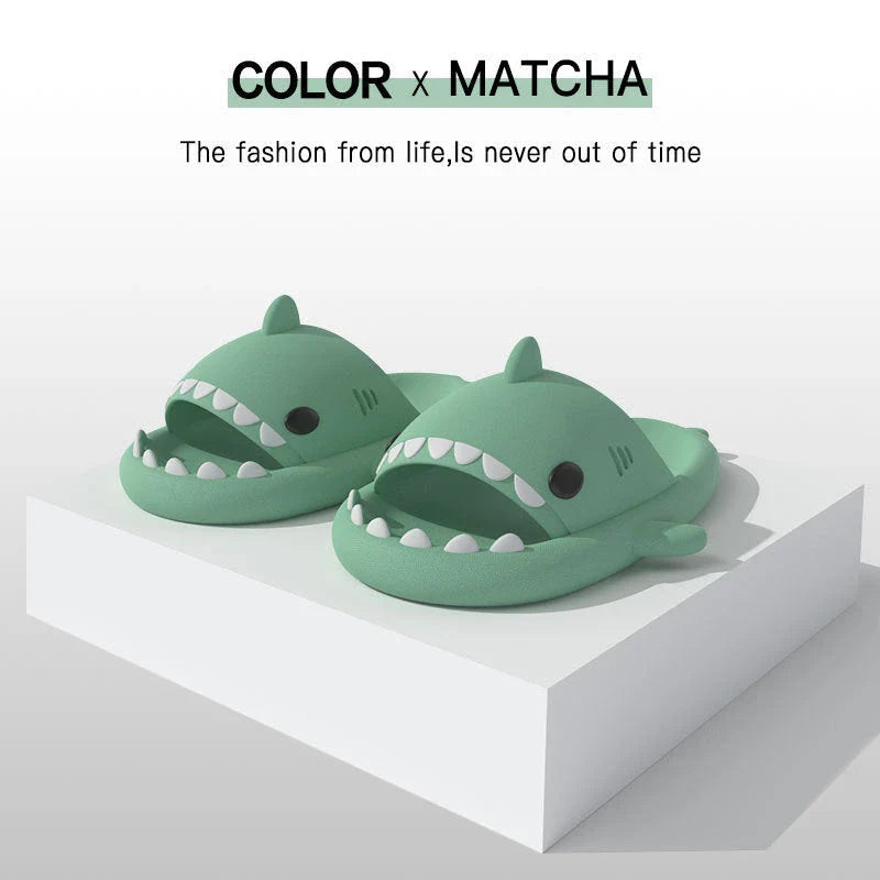 Cozy shark-themed slippers made of premium EVA material for indoor and outdoor wear
