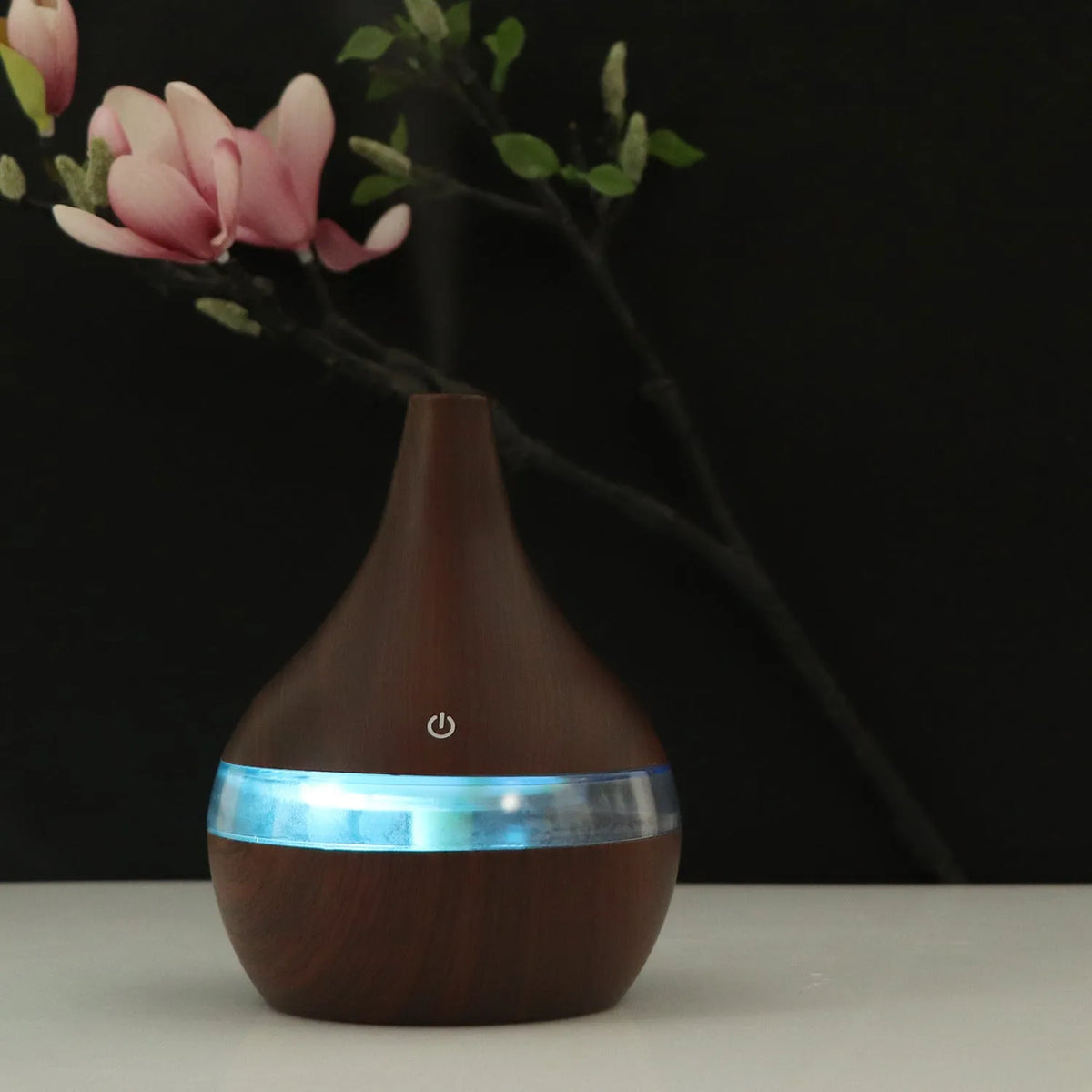 USB mini air purifier and humidifier in wood grain, columnar shape, for rooms under 10 square metres with timer and USB power