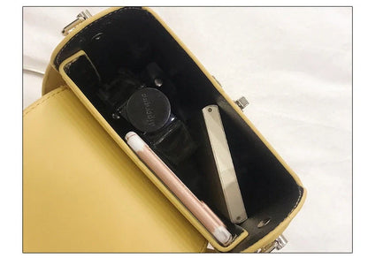Horizontal square wild shoulder chain bag for women with zipper pocket