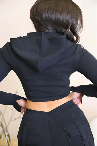 Versatile cargo pants for women with pockets, high-waist, drawstring, and wide-leg design in various colors and sizes