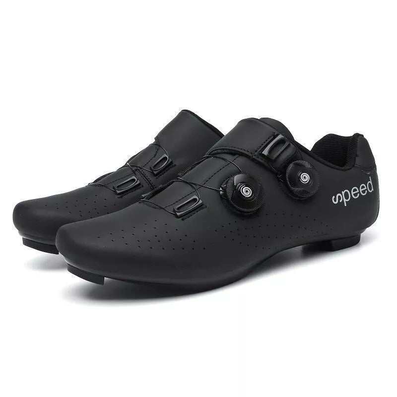 Road bike shoes with built-in lock for secure cycling