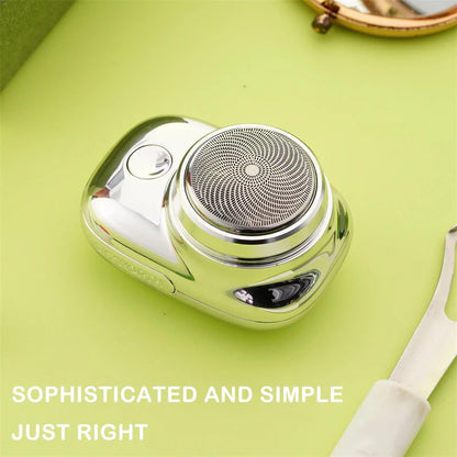 Compact, cordless electric razor with premium aluminium body and powerful 6,600 rpm motor for a smooth, painless shave
