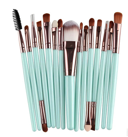 Cosmetic brush kit with 3cm nylon bristles and 14cm plastic handles in multiple colour options