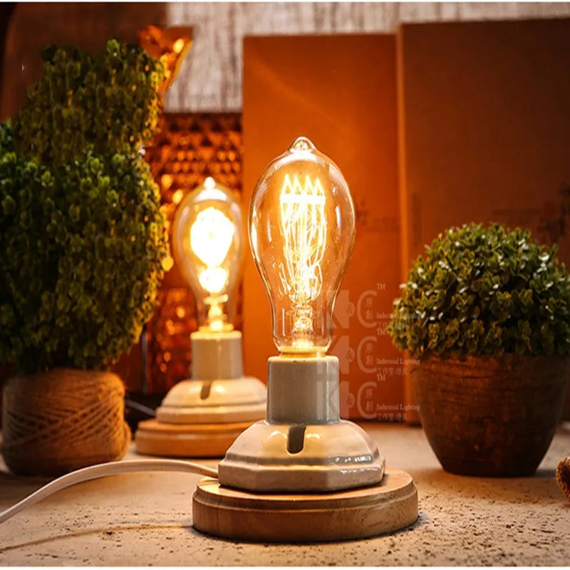Retro ceramic table lamp with wooden base and glass shade in American Country style.