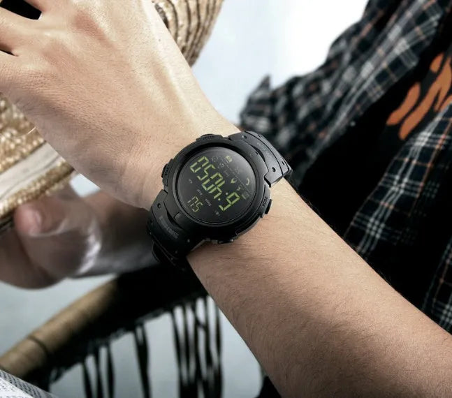 Men's black and army green Bluetooth smart watch with 50mm dial on PU strap.