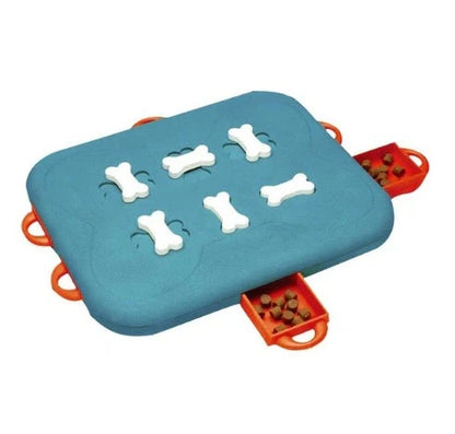 Blue casino treasure hunt puzzle food spill toy for pets