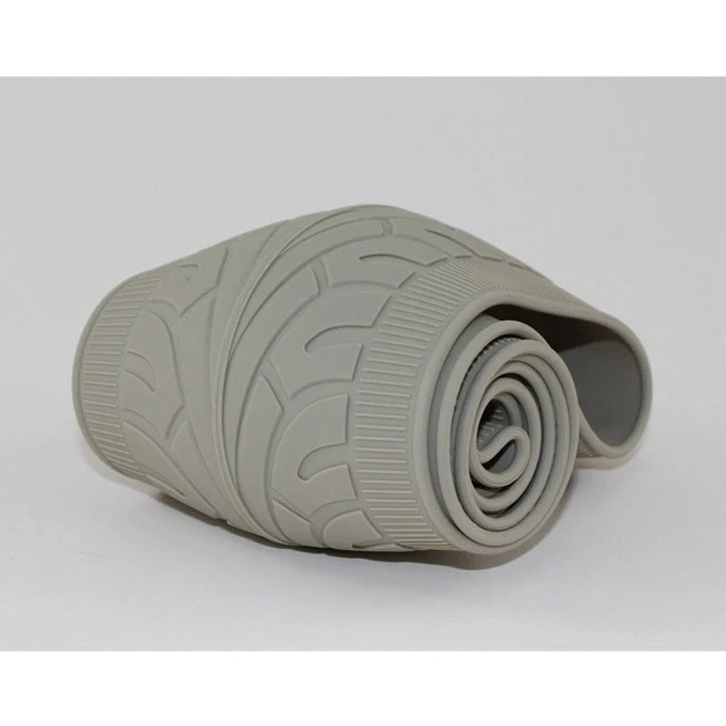 Anjiemei Silicone Steering Wheel Cover in various colours with crocodile pattern design