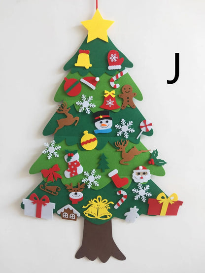 3D layered DIY felt Christmas tree with 32 decorations including Santa, reindeer, snowman, and stockings