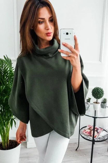Women's extended length cardigan sweatshirt with batwing sleeves in blue colour