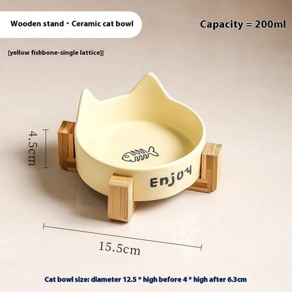 Porcelain cat bowl with cat ear design in 2-in-1 configuration for food and water