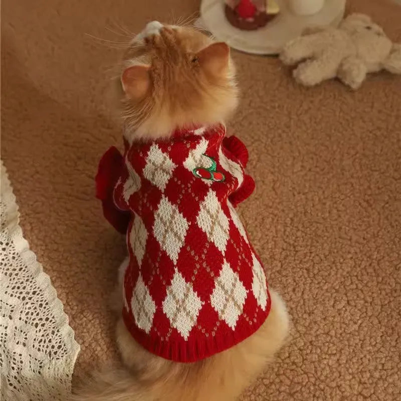 Red cat sweater with rhombic embroidery cherry pattern for autumn and winter wear