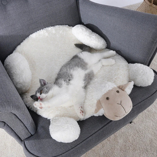 Cosy sheep-shaped plush carpet with soft, warm chenille fibres for comfortable home decor