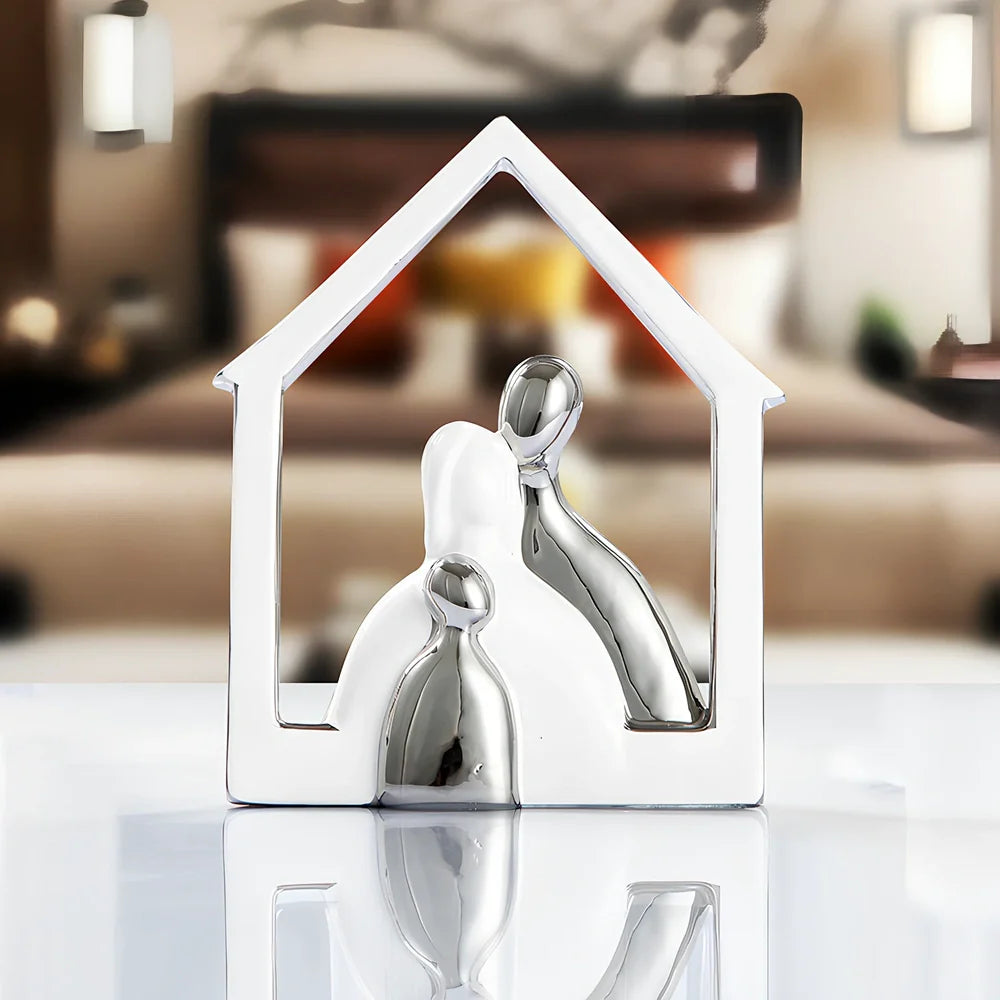 Ceramic photo frame with electroplated finish measuring 15cm x 20cm for table display