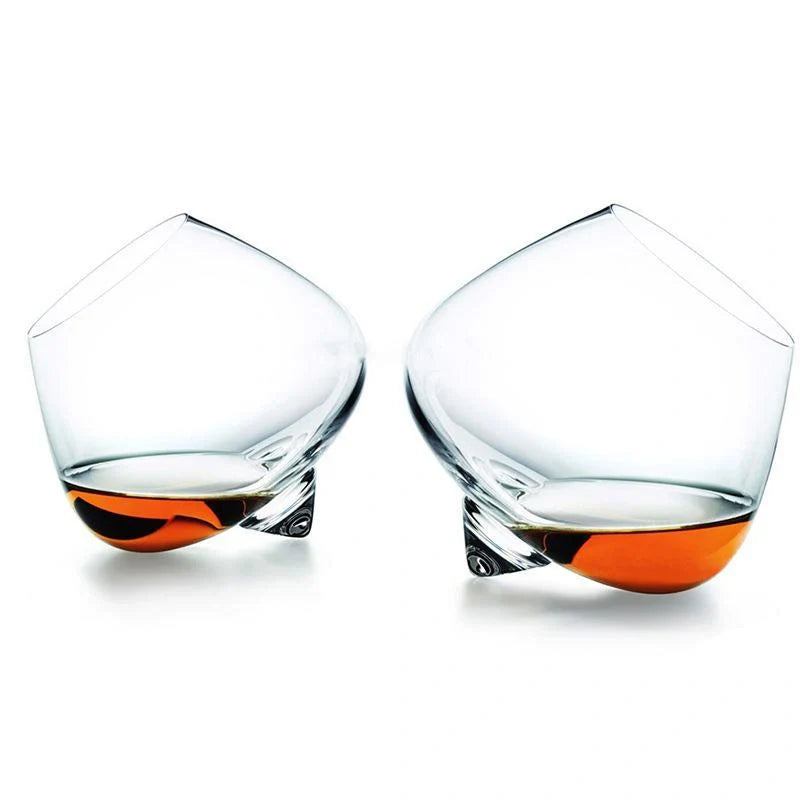 Crystal whiskey glass with wide belly design for enhanced aroma and flavour