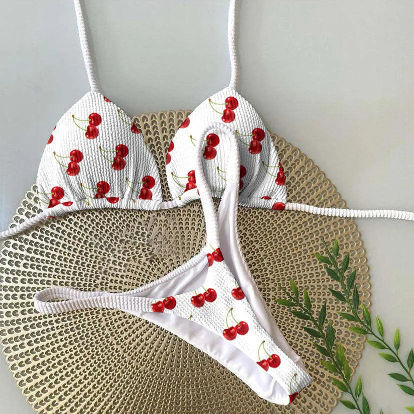 Women's printed two-piece bikini swimsuit with quick-dry fabric and cotton lining.