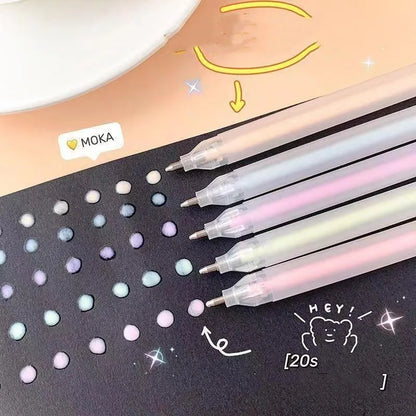 Plastic cap-pulling dispensing pen for macaroon colour application with quick-drying formula