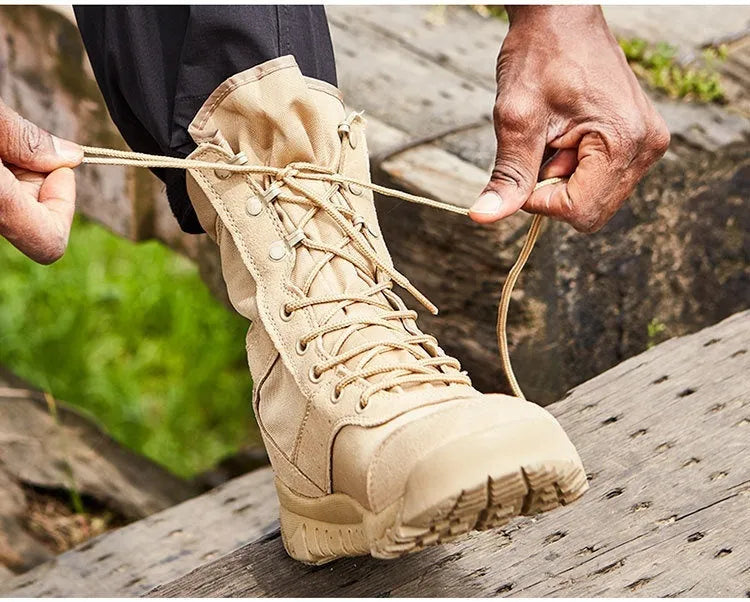 Yulong Combat Boots tactical desert boots in black and sand colours for outdoor climbing and hiking