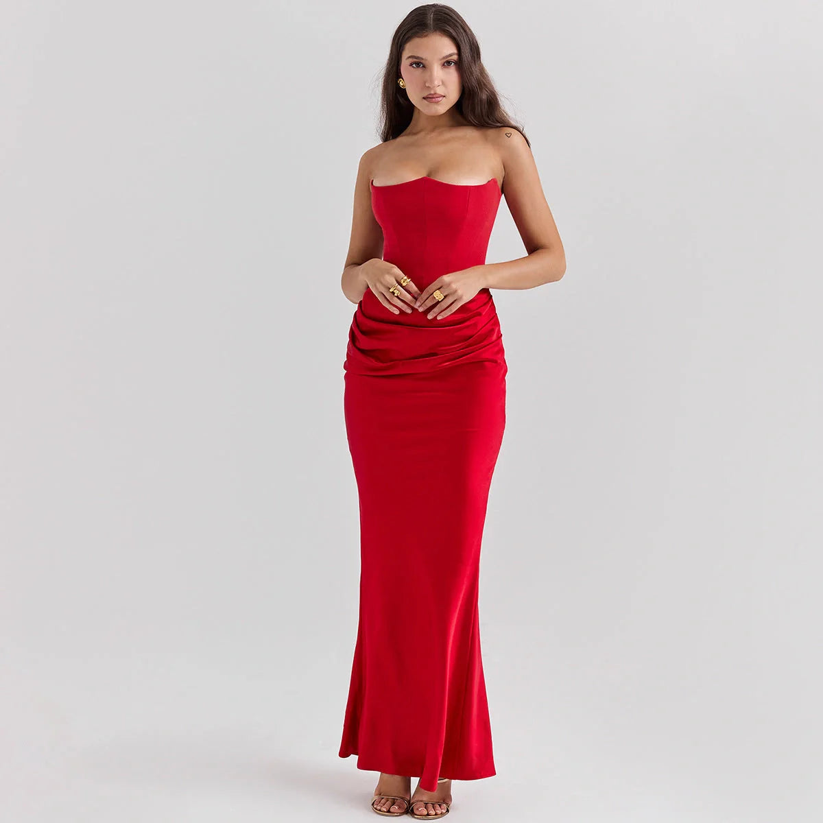Elegant backless party dress in various colors and sizes, featuring a sleek and slender silhouette for the discerning UK fashionista