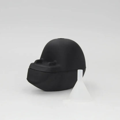 3D skull-shaped ice cube tray made from food-grade silicone for Halloween drinks