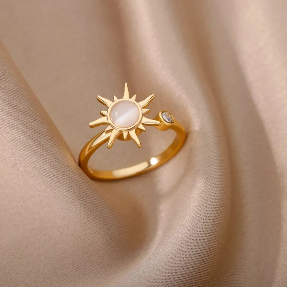 Adjustable copper decompression ring with rotatable geometric design in gold finish