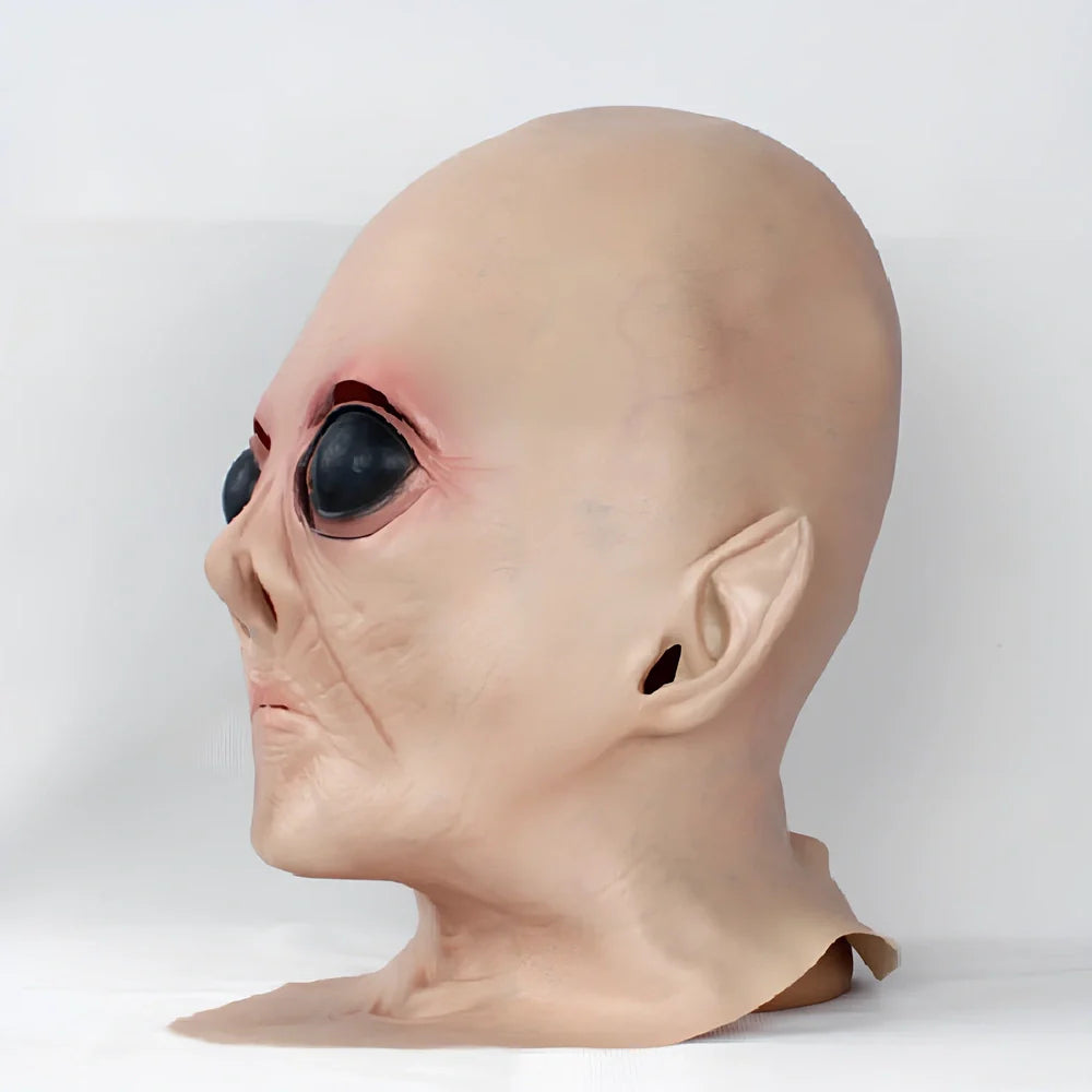 UFO alien Halloween mask with adjustable 26cm-42cm size range and vinyl construction