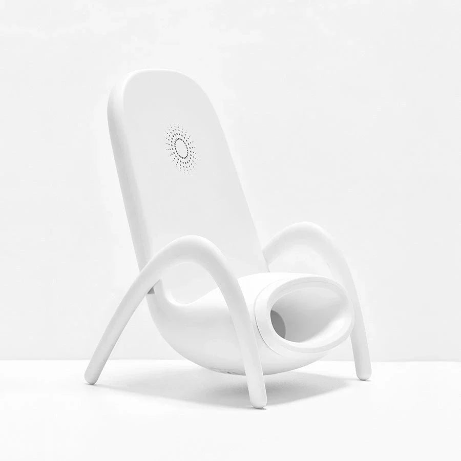 Wireless Charging Amplifier Stand with Integrated Sound Amplifier for Apple and Android Smartphones
