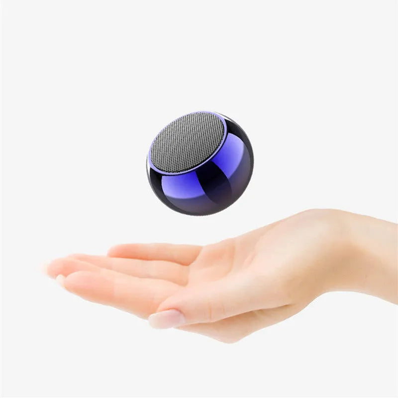 Mini portable metal Bluetooth speaker with 5.0 wireless connection, 3W output power, built-in 300mAh battery for 2 hours playtime, compact 31 x 50mm size in aluminium alloy casing with four gradient colour options