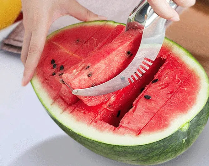 Stainless steel melon cutter for watermelon, Hami melon, pitaya, and pawpaw, a quick and easy kitchen gadget with a silver colour finish and a size of approximately 20.5 cm long by 2.5 cm wide, designed for efficient slicing indoors or outdoors.