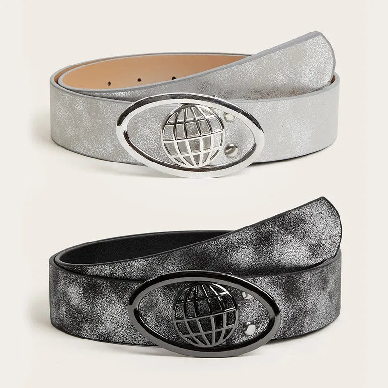 Retro thick women's belt with oval alloy buckle in earth style grey white colour
