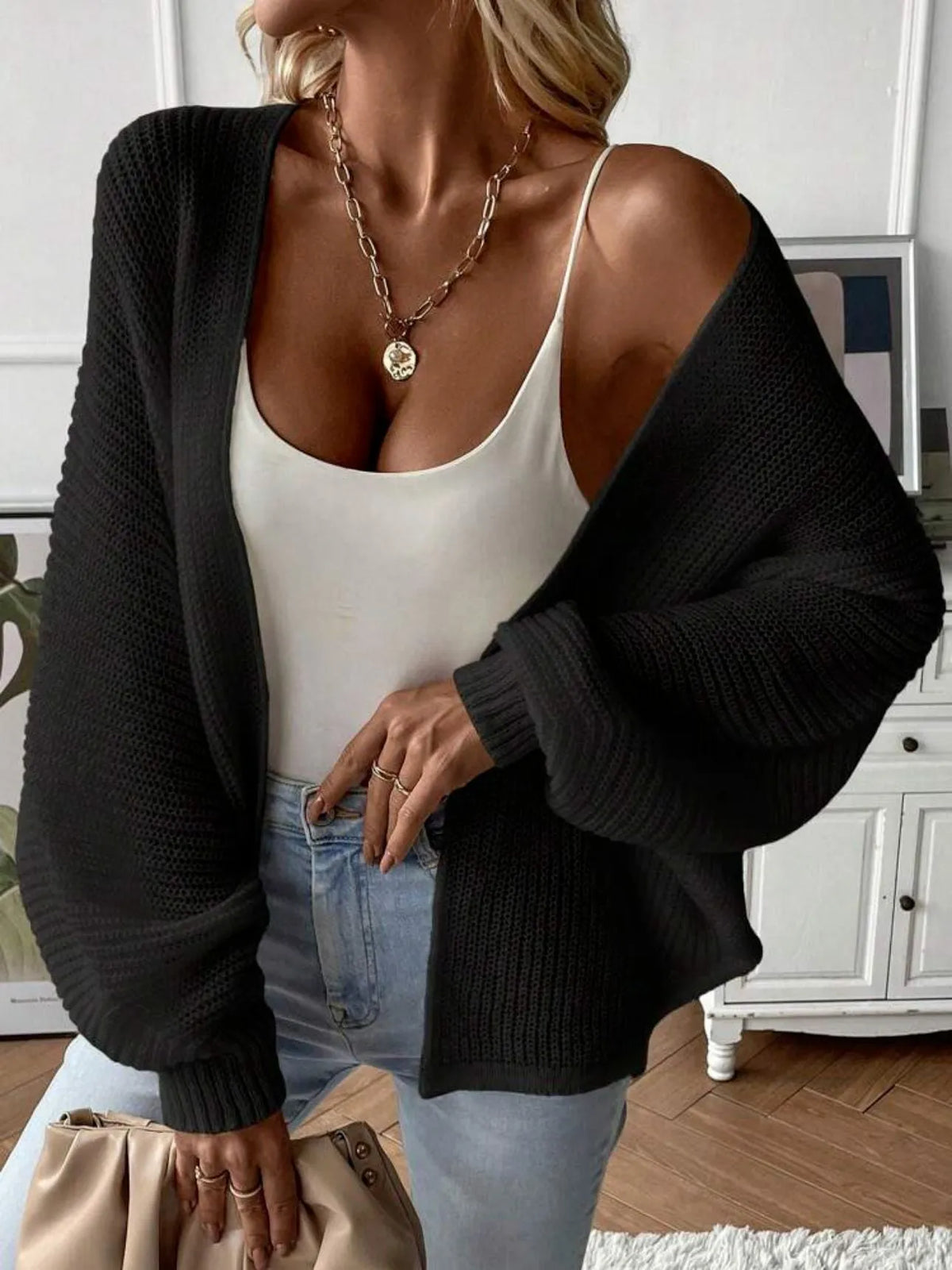 Polyester batwing sleeve cardigan in solid colour with loose fit styling