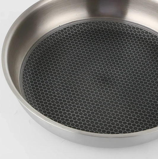 26cm stainless steel frying pan with even heat base, 1.2kg, suitable for induction hobs