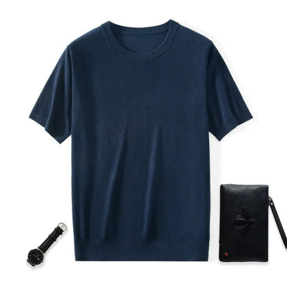 Men's loose-fit thin knitted pullover shirt in light grey, short sleeves, round neck.